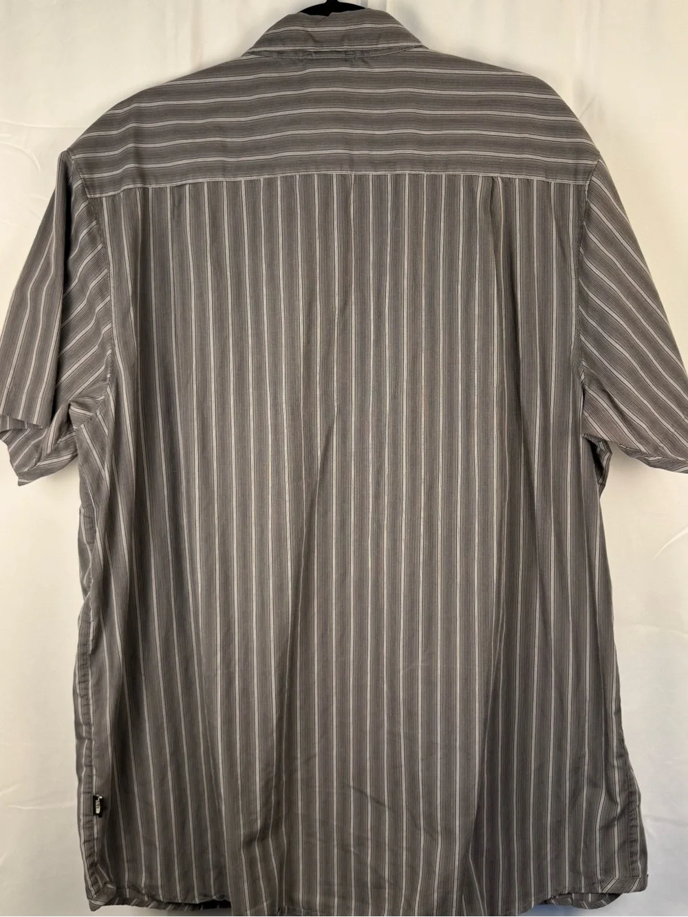 The North Face Gray Striped Button Down Shirt XXL Short Sleeve